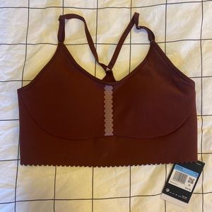 Nike women’s Indy sports bra - new